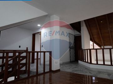 CASA EN VENTA EN EL CENTRO DE LA CIUDAD DE IBARRA