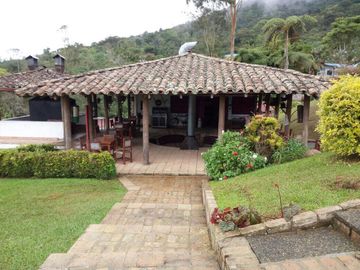 VENTA DE FINCA EN EL KM 23 VIA AL MAR  ID 263