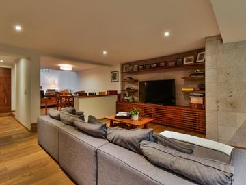 Hermosa casa recien remodelada en Vista Hermosa