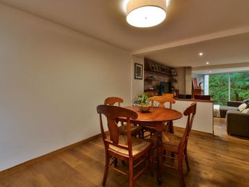 Hermosa casa recien remodelada en Vista Hermosa