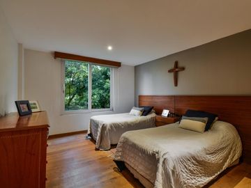 Hermosa casa recien remodelada en Vista Hermosa