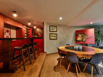Hermosa casa recien remodelada en Vista Hermosa