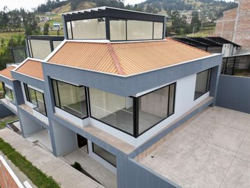 Hermosas casas de 3 habitaciones a 4 minutos del colegio Borja