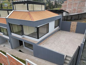 Hermosas casas de 3 habitaciones a 4 minutos del colegio Borja
