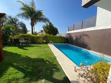 Burgos Corinto - Estricta y Doble Seguridad - Hermosa Casa.