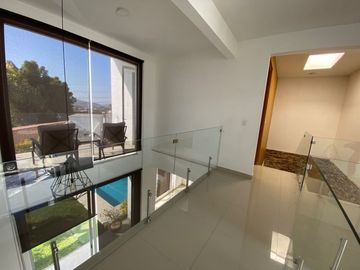 Burgos Corinto - Estricta y Doble Seguridad - Hermosa Casa.