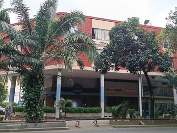 Edificio mixto (Vivienda - Comercial) Avenida sexta Cali