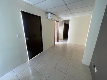 URBANIZACION CIUDAD SANTIAGO ETAPA FORESTAL VENDO PRECIOSA VILLA UNA PLANTA DOS DORMITORIOS, OPORTUNIDAD
