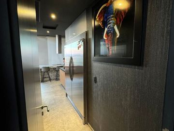 PENTHOUSE AMUEBLADO Y DECORADO EN VENTA EN LA VISTA COUNTRY CLUB