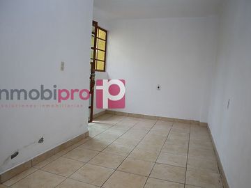 CASA EN RENTA EN VENTA DE CARPIO ECATEPEC