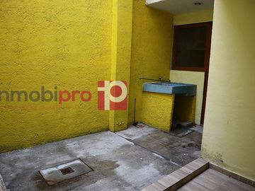 CASA EN RENTA EN VENTA DE CARPIO ECATEPEC
