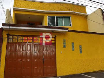 CASA EN RENTA EN VENTA DE CARPIO ECATEPEC