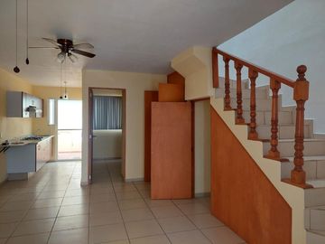BONITA CASA EN VENTA EN REAL DEL VALLE EN TLAJOMULCO DE ZÚÑIGA