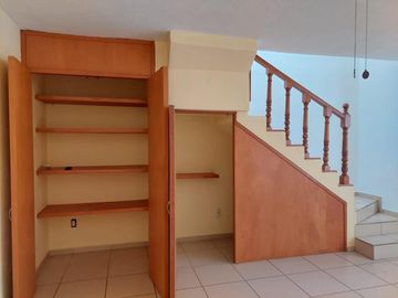 BONITA CASA EN VENTA EN REAL DEL VALLE EN TLAJOMULCO DE ZÚÑIGA