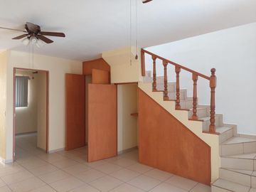 BONITA CASA EN VENTA EN REAL DEL VALLE EN TLAJOMULCO DE ZÚÑIGA
