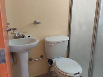 BONITA CASA EN VENTA EN REAL DEL VALLE EN TLAJOMULCO DE ZÚÑIGA