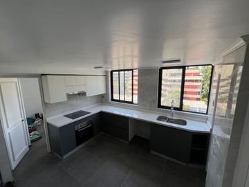 VENDO SUPER DEPTO 4 DORM 3 BAÑOS 2 EST PROVIDENCIA