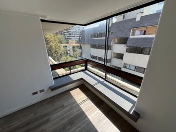 VENDO SUPER DEPTO 4 DORM 3 BAÑOS 2 EST PROVIDENCIA