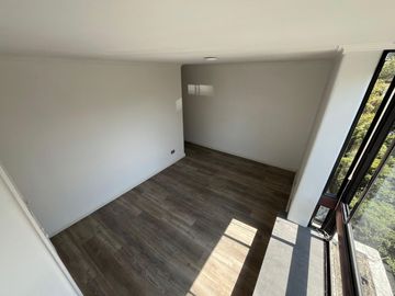 VENDO SUPER DEPTO 4 DORM 3 BAÑOS 2 EST PROVIDENCIA