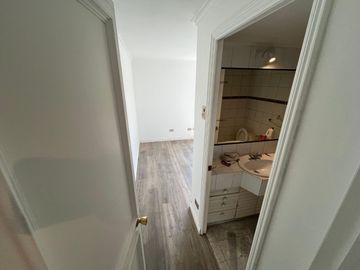VENDO SUPER DEPTO 4 DORM 3 BAÑOS 2 EST PROVIDENCIA