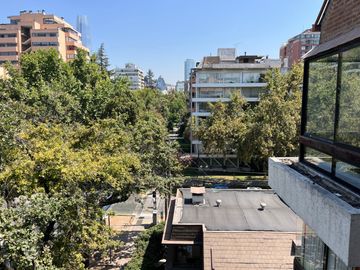 VENDO SUPER DEPTO 4 DORM 3 BAÑOS 2 EST PROVIDENCIA