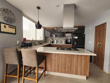 HERMOSA CASA EN PRIVADA ZONA SUR DE QUERÉTARO