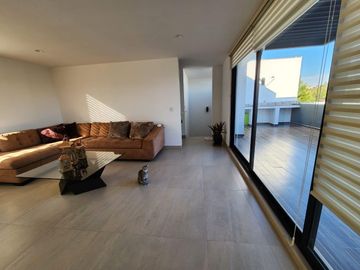 HERMOSA CASA EN PRIVADA ZONA SUR DE QUERÉTARO