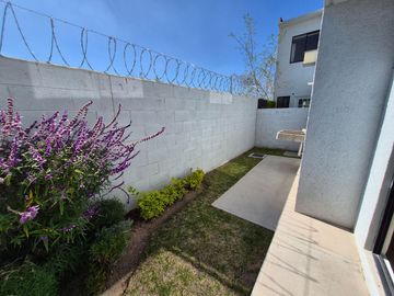 Venta De Casa entrada a Pachuca