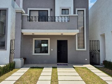 Casa nueva de tres recamaras