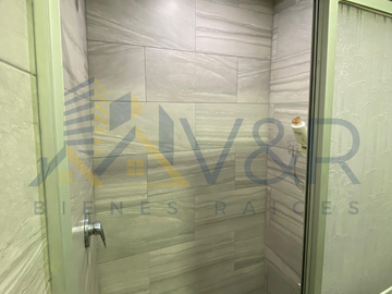 Casa grande en venta sector de Monjas Orquídeas