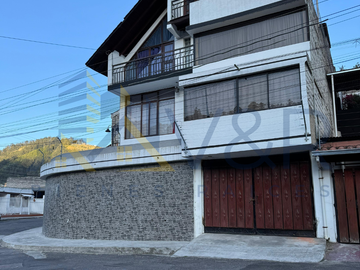 Casa grande en venta sector de Monjas Orquídeas