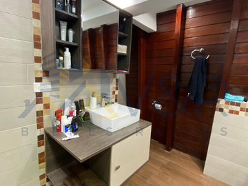 Casa grande en venta sector de Monjas Orquídeas
