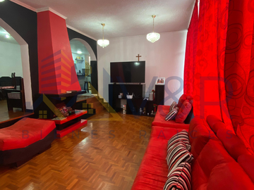 Casa grande en venta sector de Monjas Orquídeas