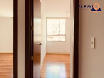 Departamento de Venta en Burgeois y Av. República cerca de la U.T.E.