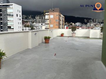Departamento de Venta en Burgeois y Av. República cerca de la U.T.E.