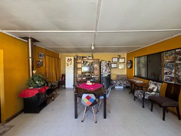 Amplia casa 4D 2B con 368M2 terreno a pasos del centro Chillán