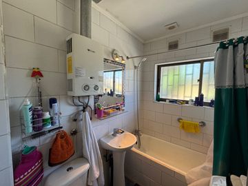 Amplia casa 4D 2B con 368M2 terreno a pasos del centro Chillán
