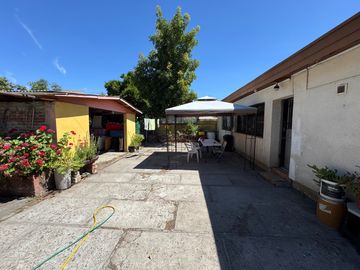 Amplia casa 4D 2B con 368M2 terreno a pasos del centro Chillán