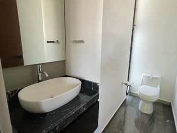 VENTA O RENTA EN DSOZIL NORTE DEPARTAMENTO MODERNO, MÉRIDA,YUC.