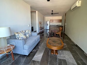 VENTA O RENTA EN DSOZIL NORTE DEPARTAMENTO MODERNO, MÉRIDA,YUC.