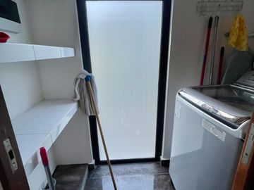 VENTA O RENTA EN DSOZIL NORTE DEPARTAMENTO MODERNO, MÉRIDA,YUC.