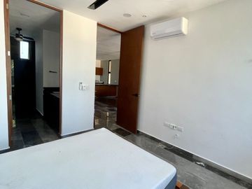 VENTA O RENTA EN DSOZIL NORTE DEPARTAMENTO MODERNO, MÉRIDA,YUC.