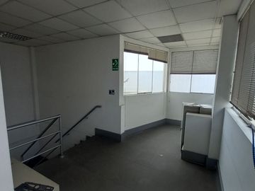 Oficina en alquiler en Urb. Industrial Los Artesanos de Ate