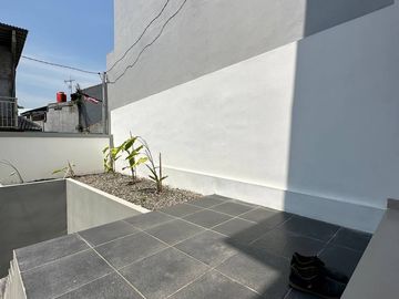 Rumah Ready Murah 2 Lantai Di Ciracas Jakarta Timur Dekat Stasiun LRT