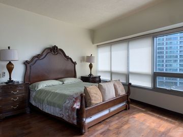 For Sale 3BR 2T&B Fully Furnished The Residences at Greenbelt-TRAG (San Lorenzo Tower)