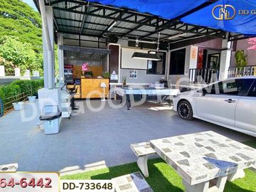 Single house in Phrae, near the Phrae city passenger transport station