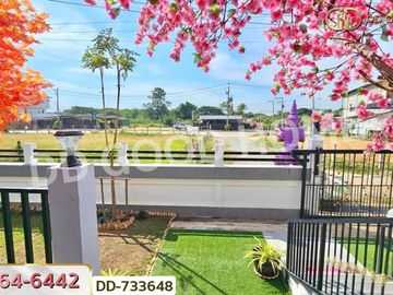 Single house in Phrae, near the Phrae city passenger transport station