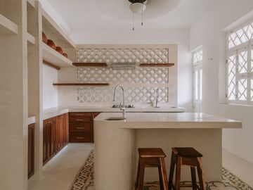 CASA EN VENTA EN GARCIA GINERES