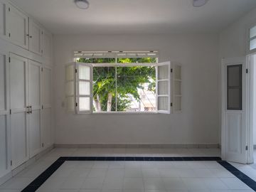 CASA EN VENTA EN GARCIA GINERES