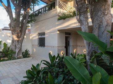CASA EN VENTA EN GARCIA GINERES